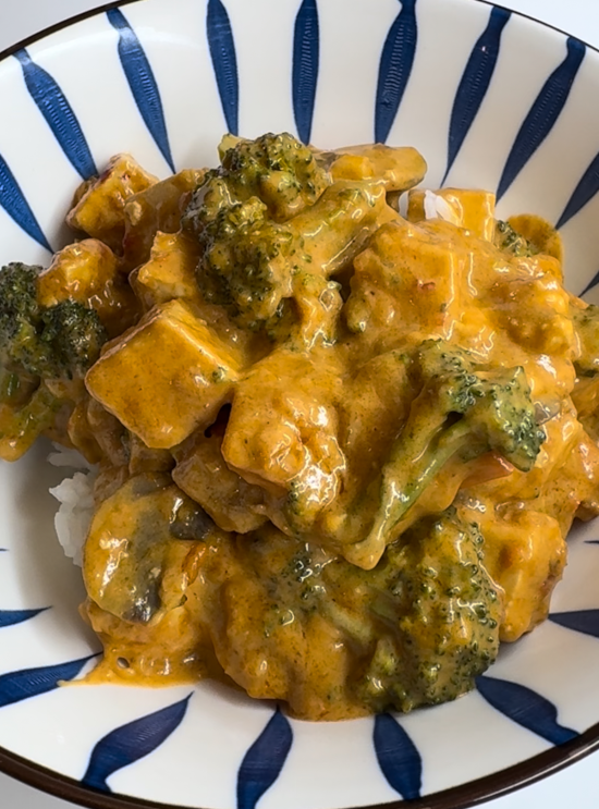 Peanut Curry served without toppings