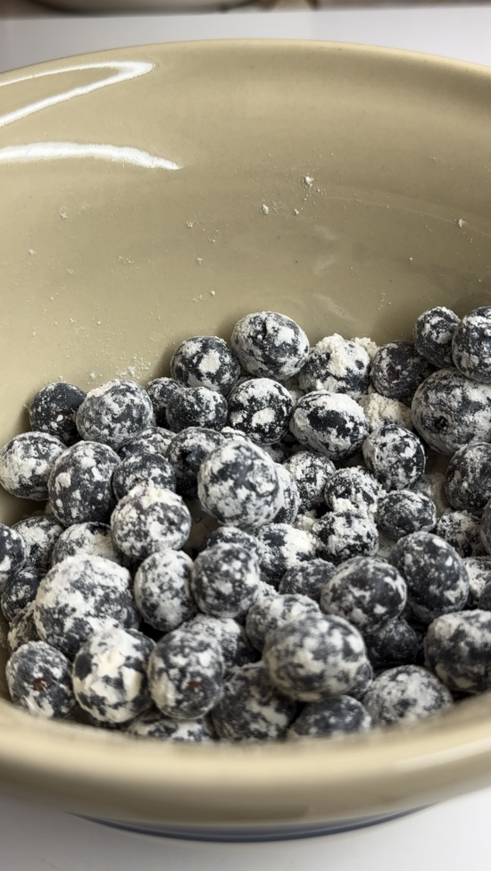 Blueberries coated in flour