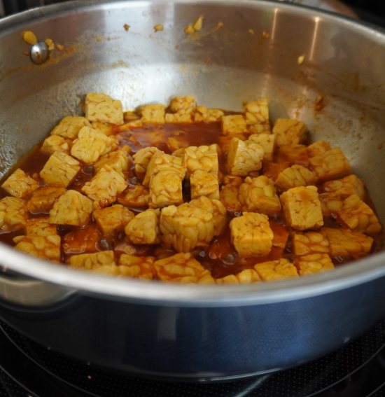 Tempeh with spicy marinade