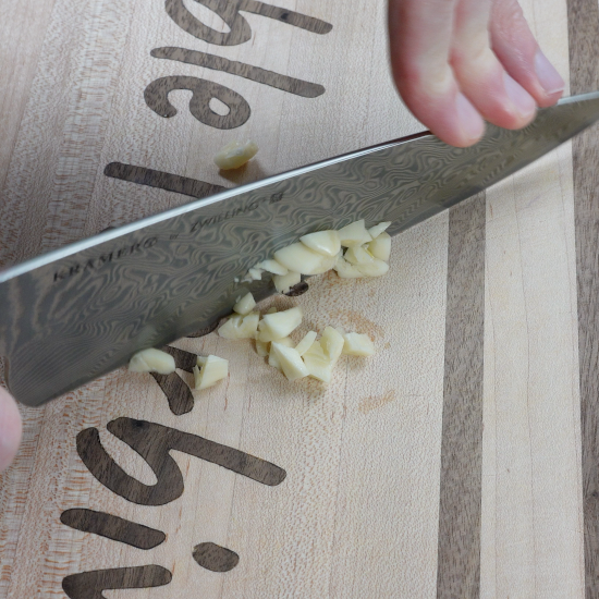 Mincing Garlic