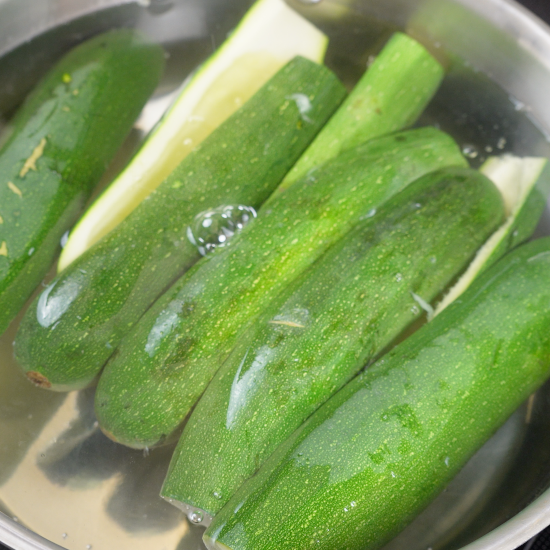 Parboiling Zucchini