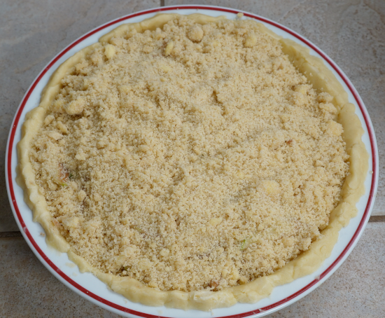 Apple pie ready to bake