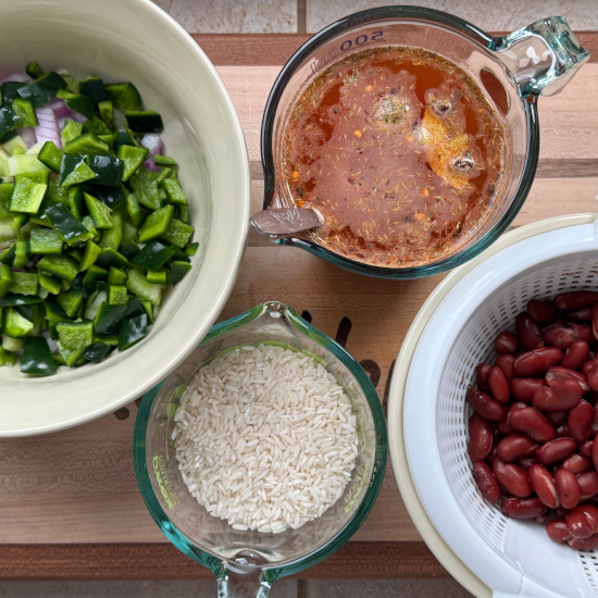 Photo of the prepared ingredients ready to be cooked.